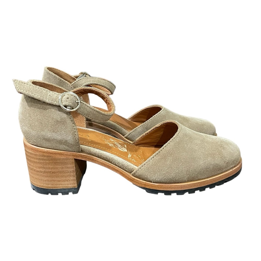 Patina By Portland Leather Tan Suede Block Heeled Mary Jane’s Size 10.5 NWOB